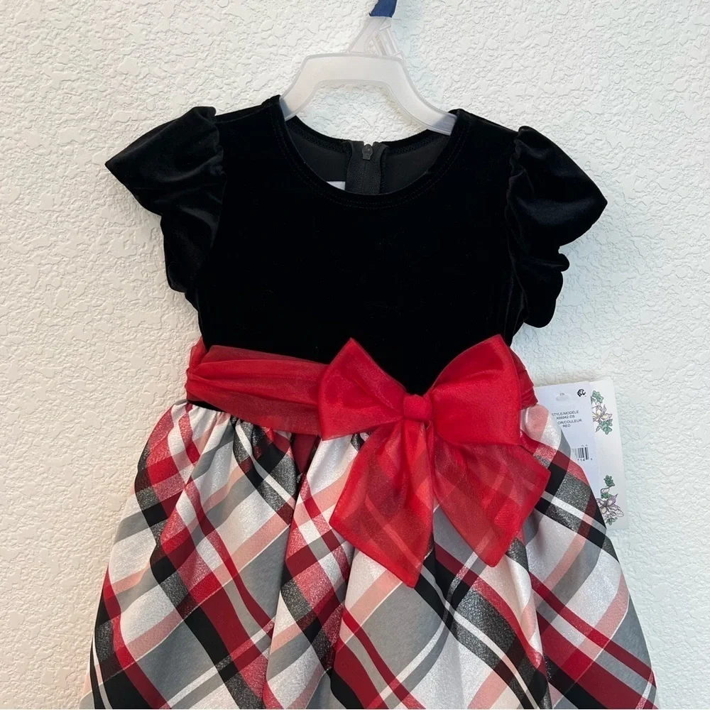 NWT Iris and Ivy Black Red White Velvet Plaid Bow Tie Dress- Size 2T
